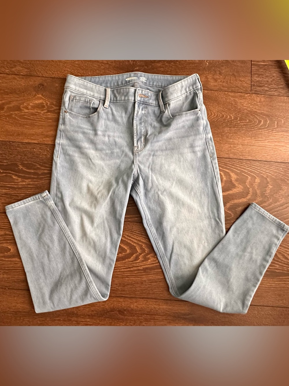 Women’s High Rise Skinny Jeans in Light Blue Wash
